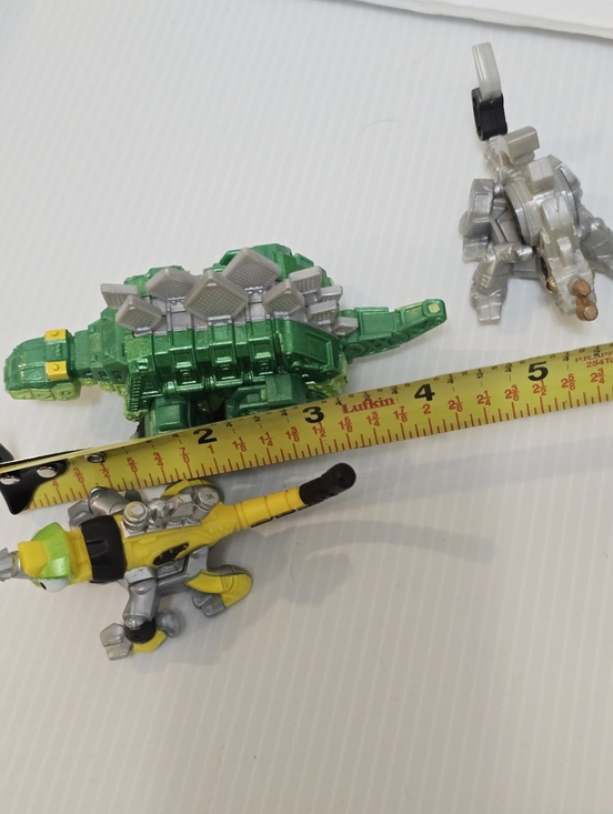 Dinotrux Toys R Us Exclusive Playset Set - Picture 10 of 16